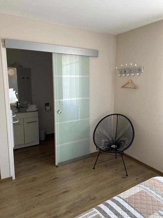 Les Chambres De L'Aigronne Le Petit-Pressigny Exterior foto